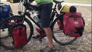 SOUTH AFRICA - Cape Town - Amsterdam to Cape Town cycle (Video) (4H9)