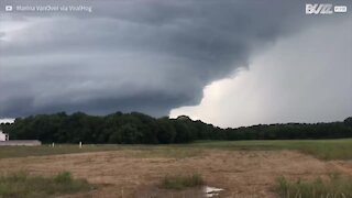 Tornado gigante si forma in Michigan