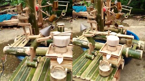 Miniatures made of bamboo pounding rice and grinding flour