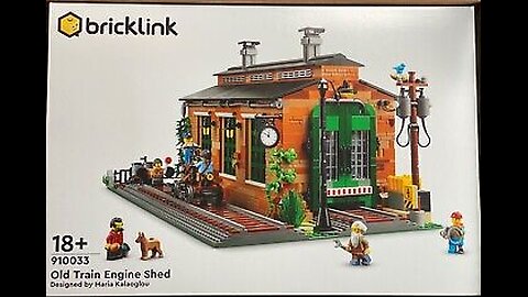 Unboxing and Building Lego 910033 Old Train Engine Shed