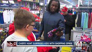 Chiefs player takes young athletes shopping