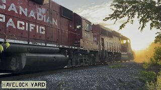 Small Town Canada Railway switching CP H06
