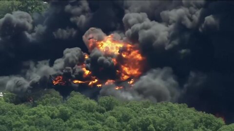 Illinois chemical plant explosion, fire prompt evacuations