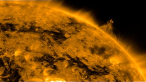 Looks like there's BATTLE on the Sun with the Energy Filament Beings