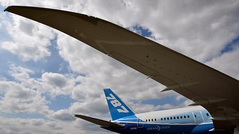 More Bad Headlines Strain Pilot Trust In Boeing