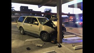 Car crashes into parking structure at Las Vegas museum