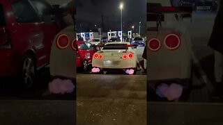 NISSAN GTR FLAMES