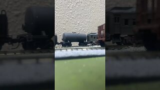 N Scale steam engine with sound
