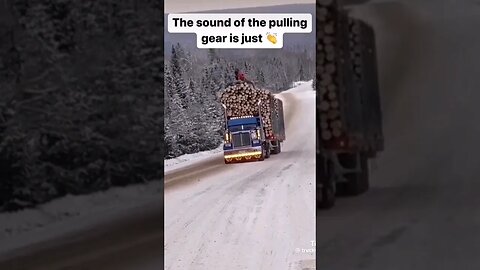WOW ! You can really hear this truck pulling so hard. #trucks #truckdriver