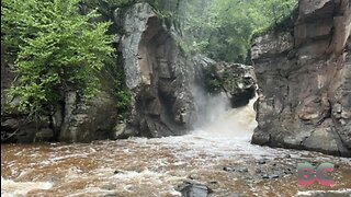 NYC teen dies in apparent drowning after leaping off ledge of upstate waterfall