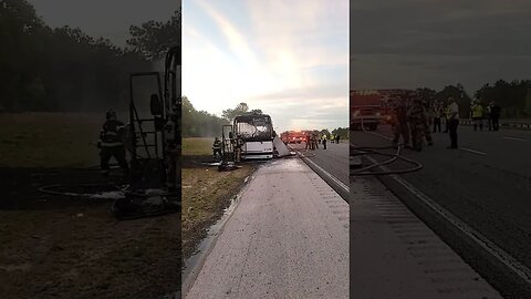 BUS FIRE! 1st Responder Trench! #Fire #Bus #Trucking #Emergency #Trench #MrTrenchTrucker