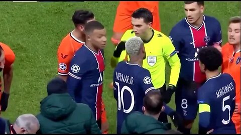 Kylian Mbappe and Neymar Jr tell referee “we can’t play with this racist guy” mid PSG game