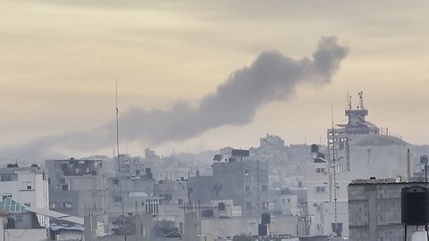 Clouds of smoke rise over Khan Yunis following Israeli strikes