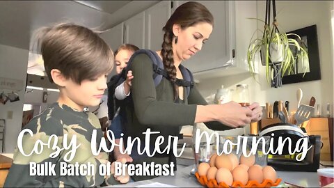 Cozy Winter Morning Routine | Homeschooling Mom Preparing Breakfast
