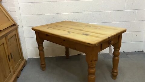 4 Ft Turned Leg Pine Table With Drawer (Z3657A) @PinefindersCoUk