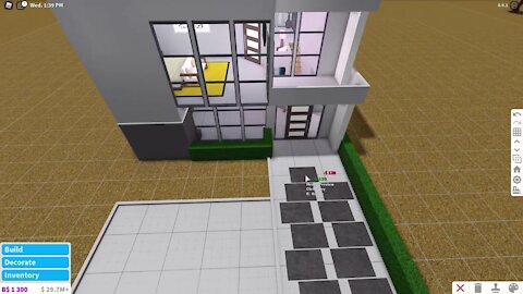 Building a House without coloring it on Bloxburg