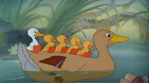 Cartoon video of ducks and ducklings.
