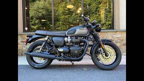 22 Triumph Bonneville T120 Black TAV5497