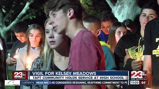 Vigil held in Taft for Kesley Meadows