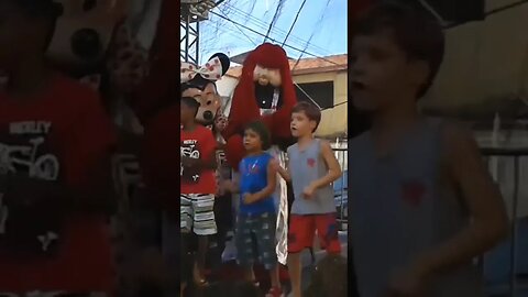 ALEGRIA DAS CRIANÇAS COM FOFÃO, FOFONA, MINNIE MOUSE E O MÁSKARA DANÇANDO PASSINHOS, LIKE