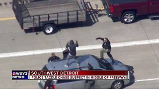 Police chase ends when officers tackle suspect on I-75