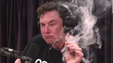 Tesla CEO Elon Musk Smokes Weed During Joe Rogan Podcast Interview | Velshi & Ruhle | MSNBC