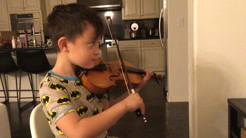 Vivaldi violin concerto in a minor. Movement 1