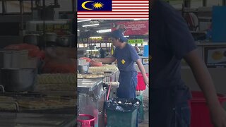 🇲🇾 MUST HAVE FOOD of Malaysia Beef and cheese #Roti Street vender food | #shorts