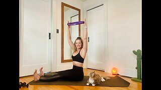 15-Minute Pilates with Magic Circle and Light Weights | 11.28.22