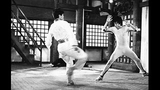 Cross kick Studio Films Bruce Lee Game Of Death