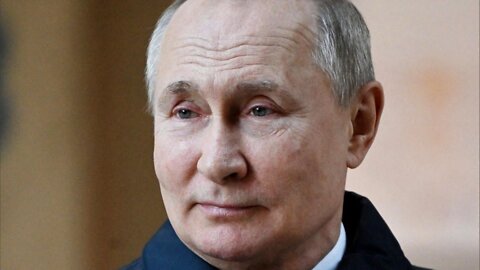 Putin’s Bloated Face Raises Talk of Illness and Plastic Surgery