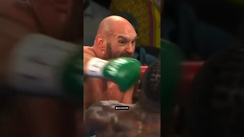 Tyson Fury GLOVES CONTROVERSY❓🤔