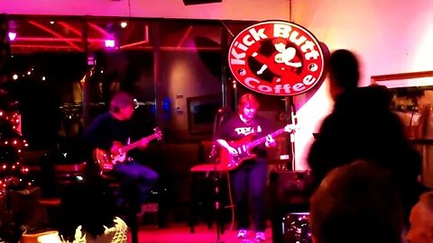 Little Wing- Jimi Hendrix cover by Cari Dell & Michael Brown live in Austin Texas