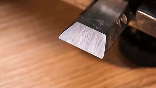 How to get a DEADLY SHARP edge on a CHISEL