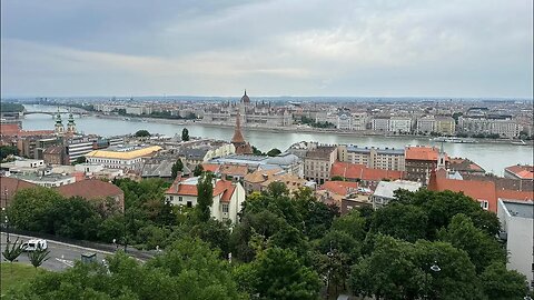 Pozdravujem z Budapešti. Maďari sa spojili, spojme sa aj my Slováci. Spoločne sa vzoprime Bruselu.