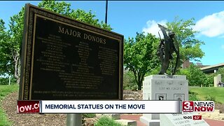 Memorial statues on the move