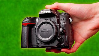 Nikon D7000 | The Best Photography Camera Under $200! (With Photo & Video Examples)