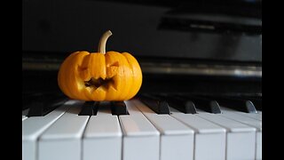 Best Halloween music with Piano playing | Come play with me.