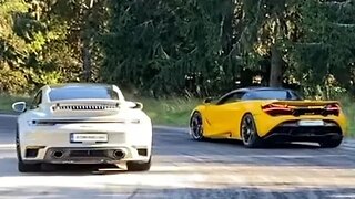 ROLLRACE Porsche 992 Turbo S Crayon vs McLaren 720S Spider [4k 60p]