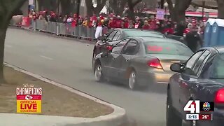 Car drives through barrier on Chiefs championship parade route
