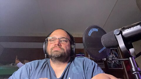 Sunday night dance party. Go to my twitch https://www.twitch.tv/eddieblockfilmslivestream