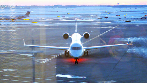 Chicago O’Hare airport sundown jet taxi time lapse