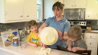 Science experiments with the kids: How to make salt dough