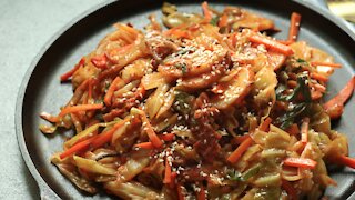 How to make pan fry kimchi rice cake, no talking & no music | Cook with Shan