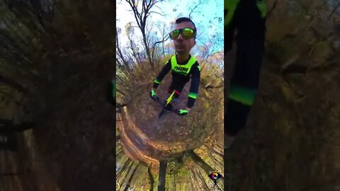 AUTUMN vibes BIKE RIDE with INSTA 360 X3 & GoPro10 | Băneasa Forest, Bucharest | #shorts #short | 🇷🇴