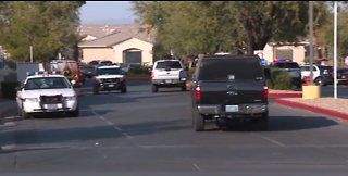 Vegas police locate thieves, standoff ensues
