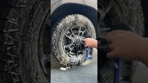 What’s your favorite tire cleaner? #autodetailing
