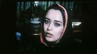 Elham Charkhandeh Singing in Shabe Yalda