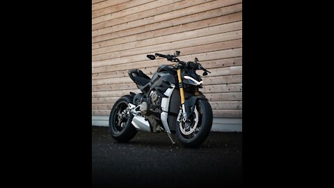 Ducati STREETFIGHTER