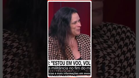 Janaína Pasqual fala que Bolsonaro fez mau ao país, e que não e homem para se líder da oposição.